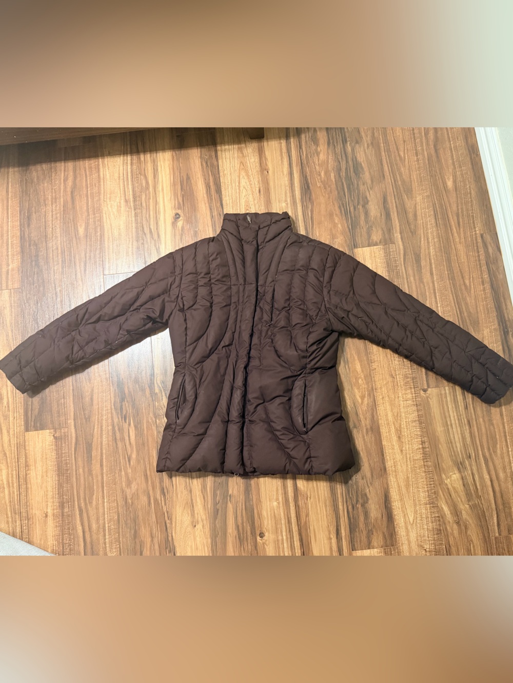 Patagonia Women's Dark Brown Quilted Puffer Jacket